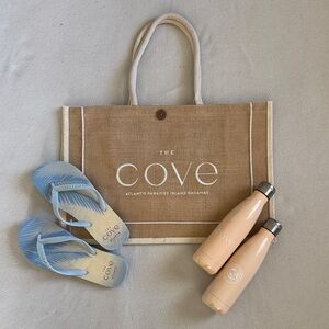 The Cove Atlantis Bahamas Beach Set with Tote, Flip Flop and Bottles